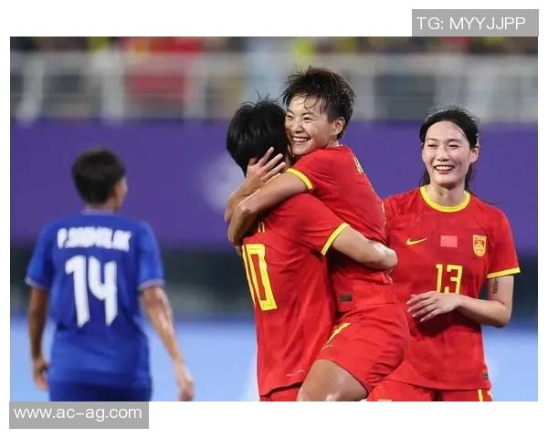 武汉女足半场领先东孟加拉王霜双响助攻宋菲展现强大实力